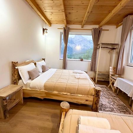 Guesthouse Dritan Tethorja 세스 외부 사진
