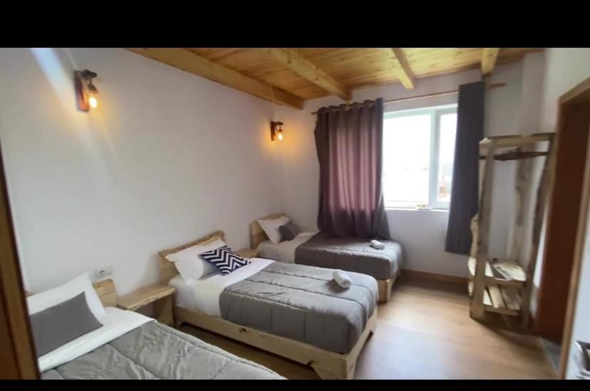 Guesthouse Dritan Tethorja 세스 외부 사진
