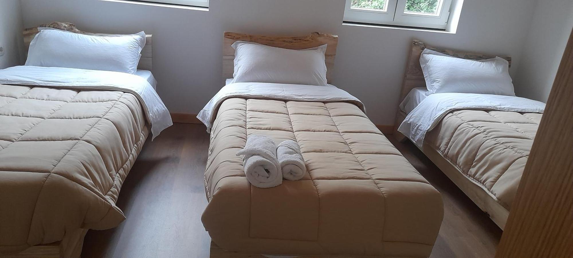 Guesthouse Dritan Tethorja 세스 객실 사진