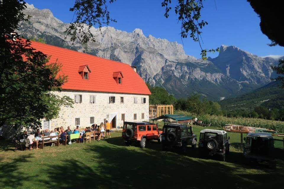 Guesthouse Dritan Tethorja 세스 외부 사진