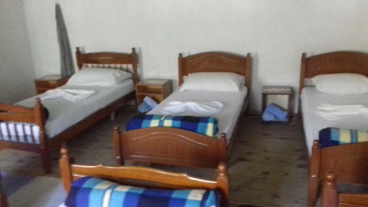 Guesthouse Dritan Tethorja 세스 외부 사진